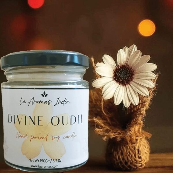Divine Oudh Soy candle